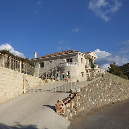 Villa Melyia Като-Пиргос Номер фото