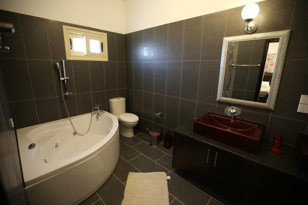 Villa Melyia Като-Пиргос Номер фото